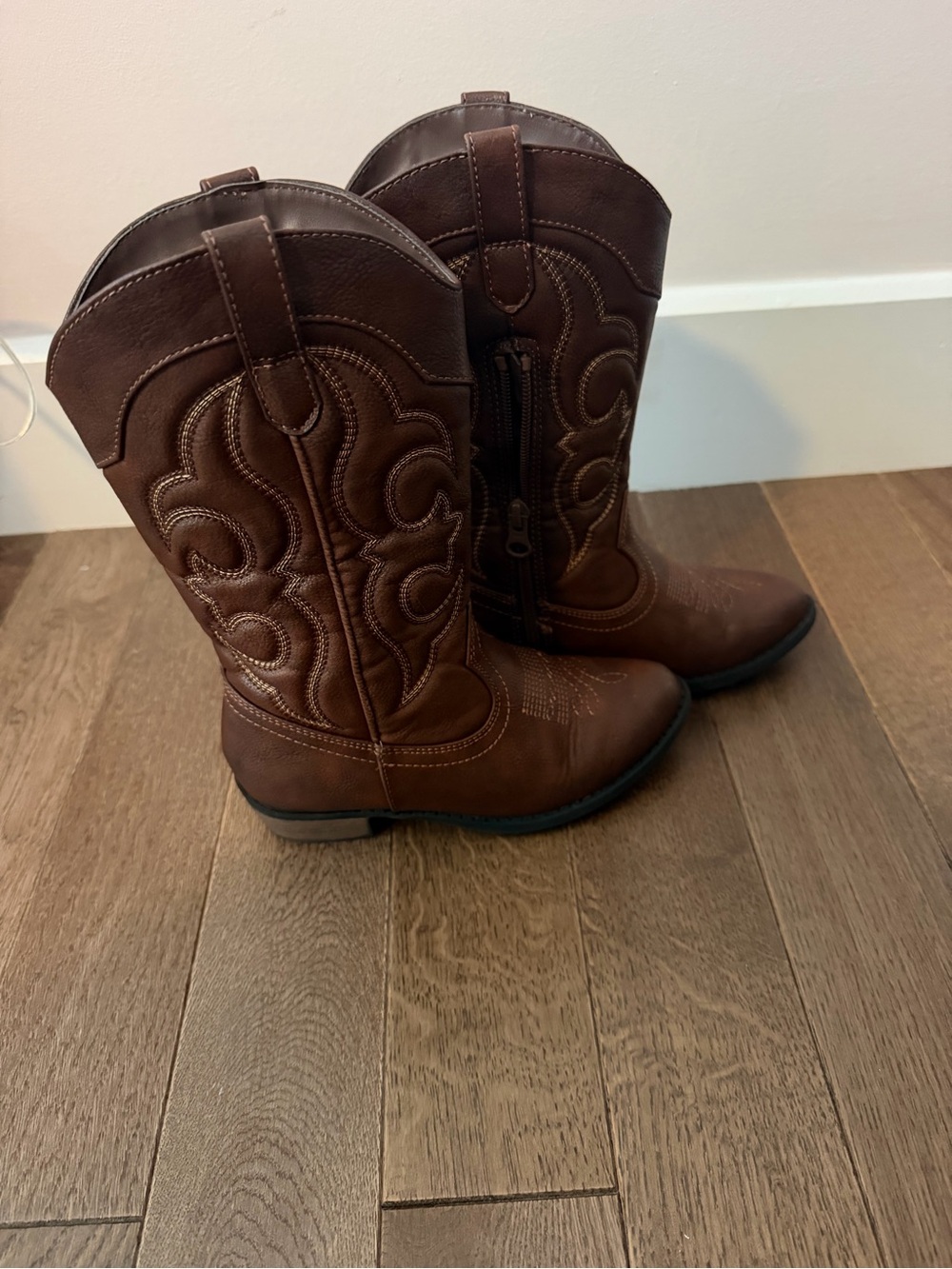 Cat and Jack Kids Brown Western Cowboy Boots - Classic Pull-On Style